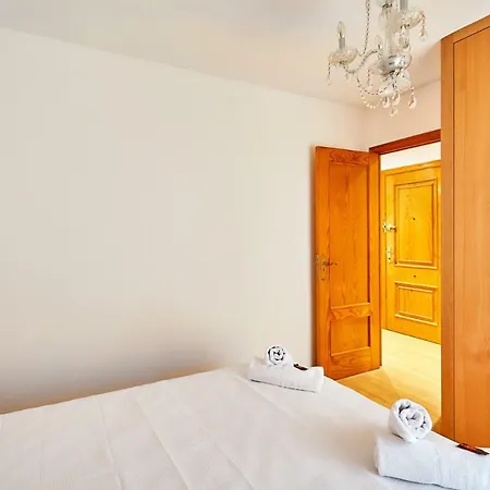 Vut Plaza Florida - Parking Gratis Apartment *